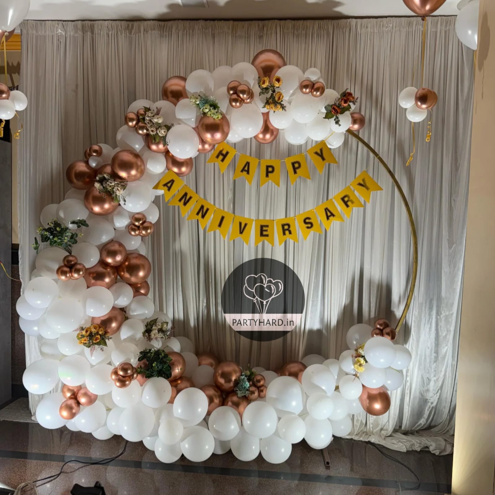 Ring Anniversary Decor